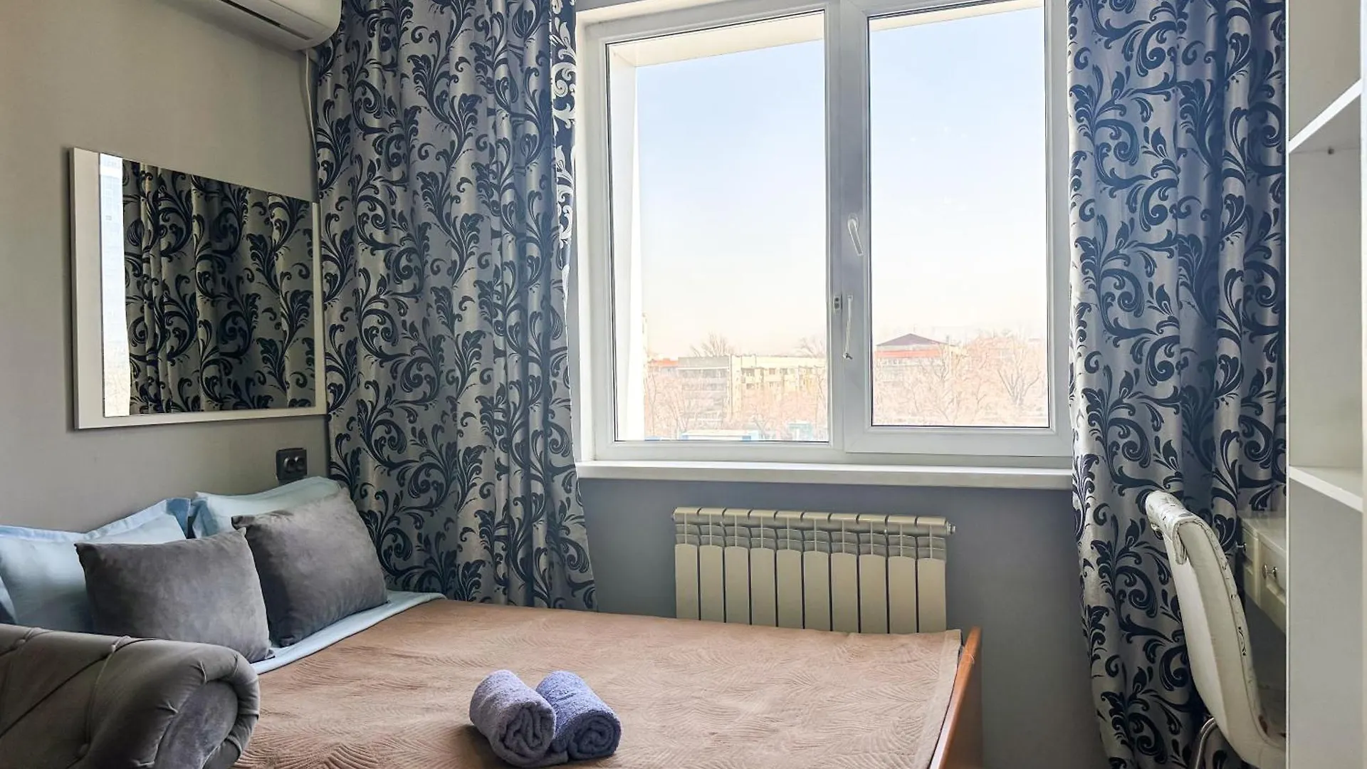 Apartment Красивая Студия В 10Мин От Метро Almaty Kazakhstan